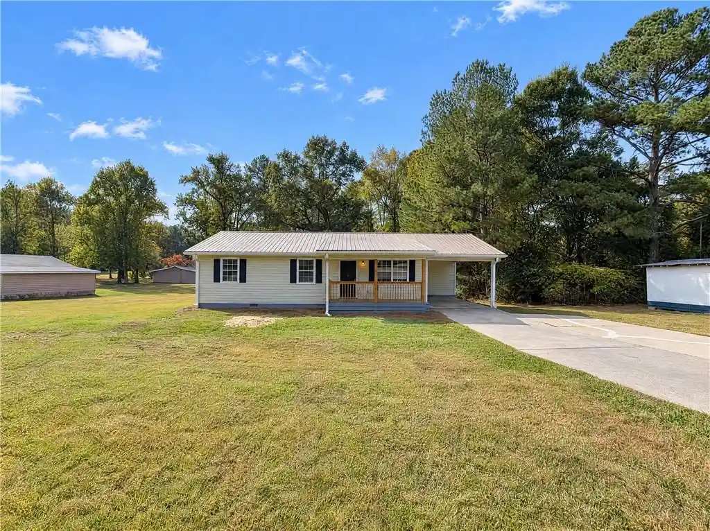 Photo 1 of Single family home for sale at 45 Wheat St, Chatsworth, GA 30705 | MLS# 7861806 | Listing updated on 2026-10-31