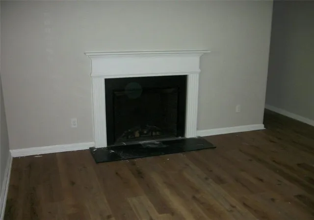 Photo 11 of Condo for sale at 507 Granville Ct, Sandy Springs, GA 30328 | MLS# 7776408 | Listing updated on 2026-08-18