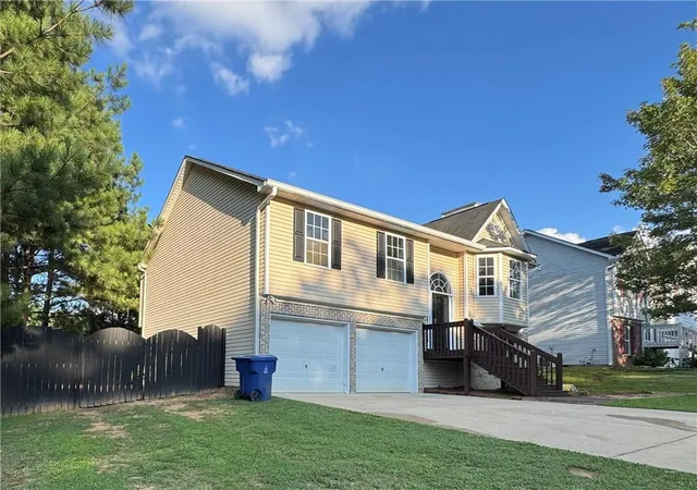 Photo 3 of Single family home for sale at 118 Remington Pl Blvd, Dallas, GA 30157 | MLS# 7802285 | Listing updated on 2026-09-02