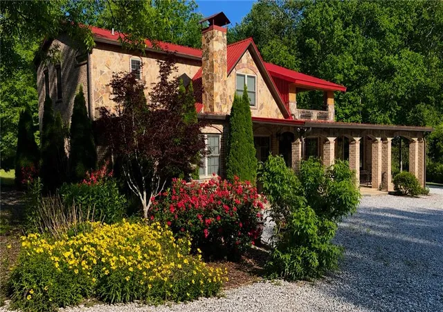 1st image of 1422 Wolffork Rd, Rabun Gap, GA 30568 | MLS# 7717043