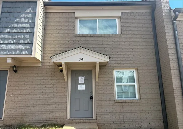 Photo 1 of Sale Pending at 2604 Campbellton Rd Sw #B4, Atlanta, GA 30311 | MLS# 7768861 | Listing updated on 2026-10-23