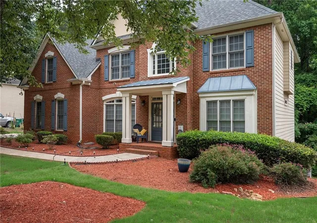 Photo 3 of Single family home for sale at 7220 Glen Cvs Ln, Stone Mountain, GA 30087 | MLS# 7751324 | Listing updated on 2026-09-13