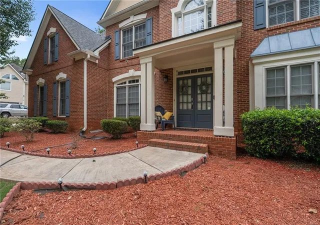 Photo 3 of Single family home for sale at 7220 Glen Cvs Ln, Stone Mountain, GA 30087 | MLS# 7751324 | Listing updated on 2026-09-13
