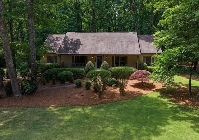 1st image of 2737 Hearthstone Cir, Marietta, GA 30062 | MLS# 7769676