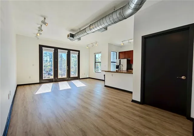 3rd image of 5300 Peachtree Rd #2401, Atlanta, GA 30341 | MLS# 7811954