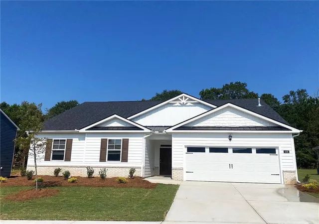 Homes for sale in Statham, GA | 200 Defilippe Dr, Statham, GA 30666 | MLS# 7742804