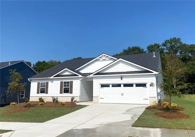 Homes for sale in Statham, GA | 200 Defilippe Dr, Statham, GA 30666 | MLS# 7742804