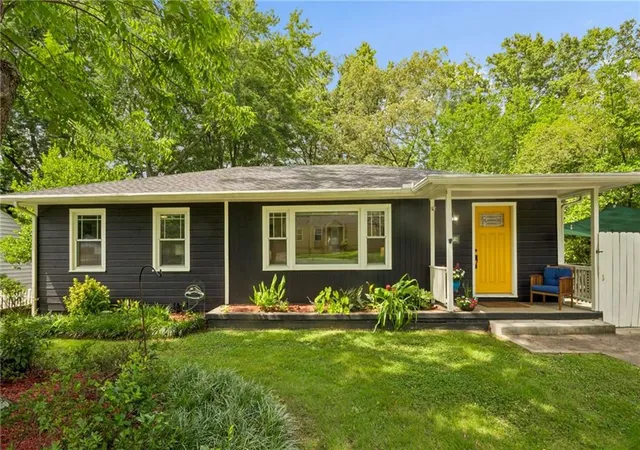 2nd image of 473 Hyde Dr Ne, Marietta, GA 30060 | MLS# 7794344