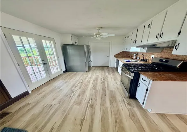 Photo 4 of Single family home for sale at 979 Mcdaniel Mill Rd, Conyers, GA 30094 | MLS# 7829754 | Listing updated on 2026-09-09