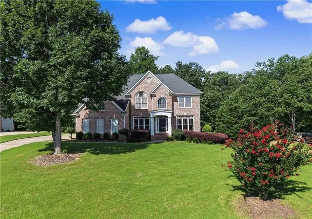 Photo 2 of Single family home for sale at 5220 Stone Croft Trl SW, Atlanta, GA 30331 | MLS# 7818631 | Listing updated on 2026-09-08