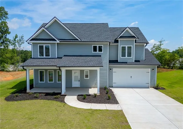 Photo 1 of Single family home for sale at 134 Boulder Dr, Toccoa, GA 30577 | MLS# 7760602 | Listing updated on 2026-06-17
