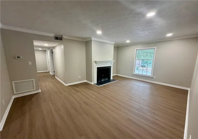 2nd image of 6700 Roswell Rd #11D, Sandy Springs, GA 30328 | MLS# 7798020