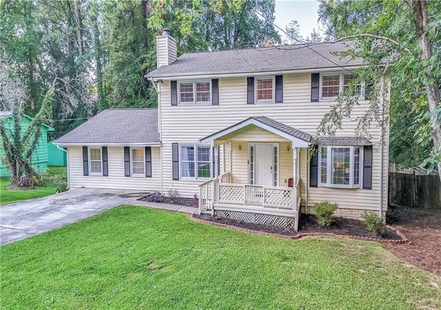 2nd image of 5806 Windermere Ct, Lithonia, GA 30038 | MLS# 7822835