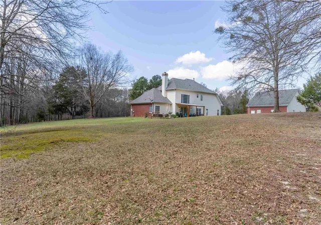 Photo 3 of Single family home for sale at 2101 Indian Shls Rd, Loganville, GA 30052 | MLS# 7744883 | Listing updated on 2026-07-21