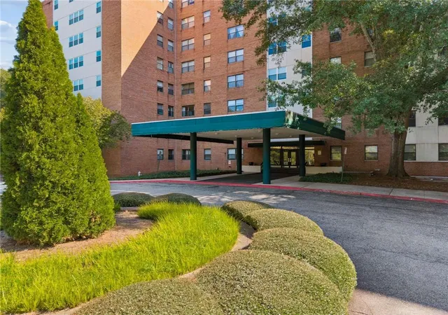 Photo 1 of Condo for sale at 2965 S Pharr Ct Nw #219, Atlanta, GA 30305 | MLS# 7858118 | Listing updated on 2026-10-29