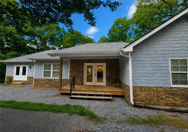 2nd image of 330 Glenridge Dr, Cleveland, GA 30528 | MLS# 7791469