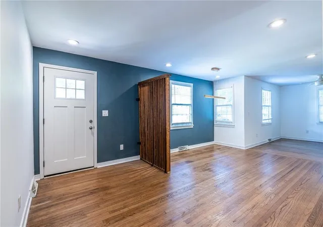 4th image of 1909 Lisbon Dr Sw, Atlanta, GA 30310 | MLS# 7786046