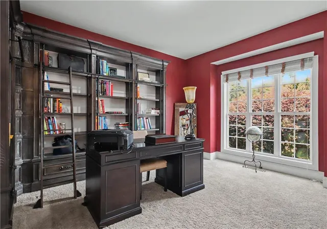 Photo 4 of Single family home for sale at 660 Sandy Crk Rd, Fayetteville, GA 30214 | MLS# 7823133 | Listing updated on 2026-08-23