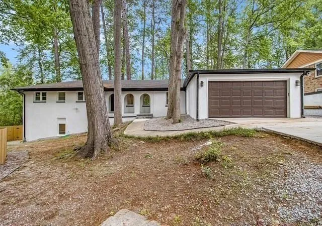 1st image of 3185 Hammarskjold Dr, Atlanta, GA 30344 | MLS# 7688839
