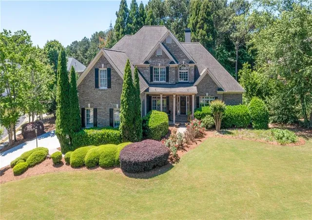 2nd image of 2401 Floral Valley Dr, Dacula, GA 30019 | MLS# 7761307