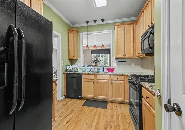 Photo 4 of Townhouse for sale at 1533 Endurance Hill Dr Nw, Kennesaw, GA 30152 | MLS# 7829607 | Listing updated on 2026-09-01