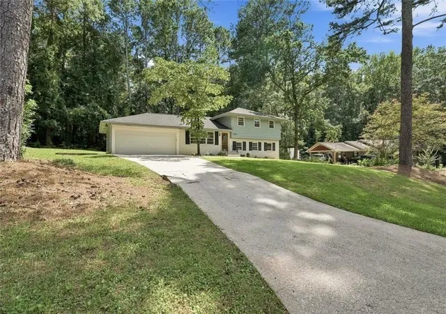 Photo 2 of Sale Pending at 2999 Pine Orchard Dr, Tucker, GA 30084 | MLS# 7809267 | Listing updated on 2026-09-06