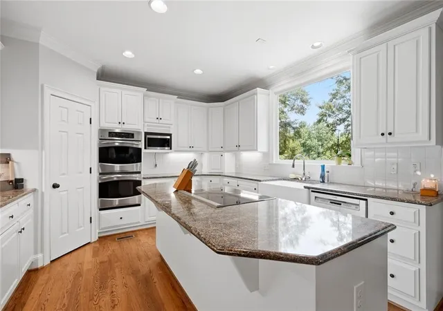 Photo 3 of Sale Pending at 990 Bramlett Shls Rd, Lawrenceville, GA 30045 | MLS# 7811678 | Listing updated on 2026-08-27