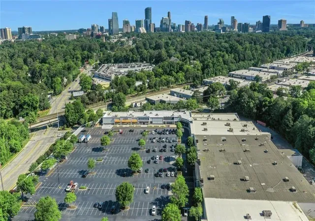 image of 407 NE Smt N Dr NE, Atlanta, GA 30324