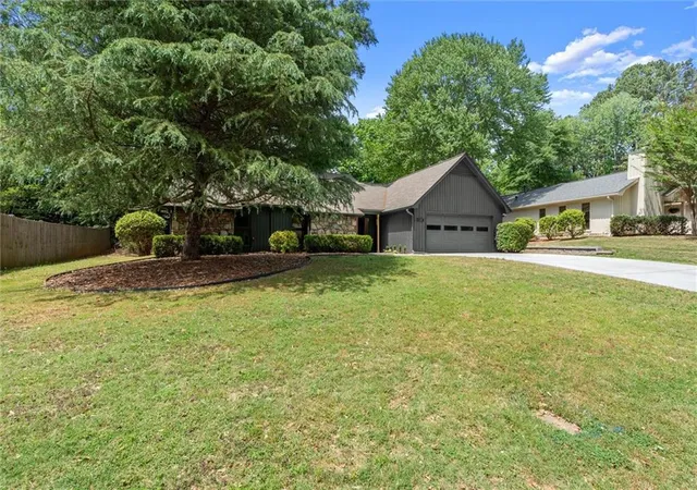 5th image of 20 Sweetwood Ct, Roswell, GA 30076 | MLS# 7816532