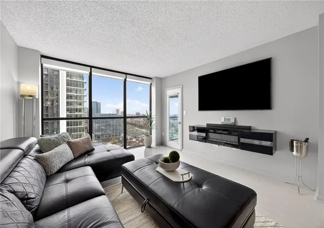 1st image of 1280 W Peachtree St Nw #2708, Atlanta, GA 30309 | MLS# 7732727