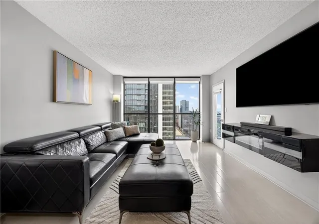 2nd image of 1280 W Peachtree St Nw #2708, Atlanta, GA 30309 | MLS# 7732727