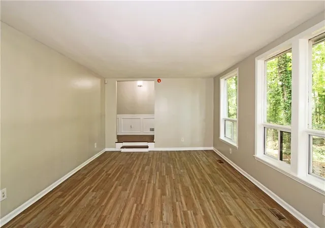Photo 2 of Sale Pending at 3000 Collier Dr NW, Atlanta, GA 30318 | MLS# 7805329 | Listing updated on 2026-10-21
