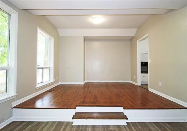 Photo 3 of Sale Pending at 3000 Collier Dr NW, Atlanta, GA 30318 | MLS# 7805329 | Listing updated on 2026-10-21