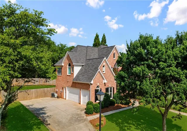 2nd image of 1431 Threepine Pl Sw, Lilburn, GA 30047 | MLS# 7796570