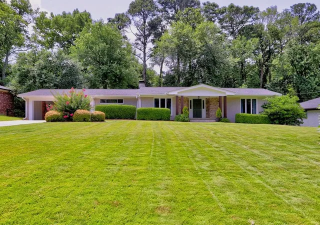 Photo 1 of Sale Pending at 715 Glenforest Rd, Sandy Springs, GA 30328 | MLS# 7812006 | Listing updated on 2026-09-13