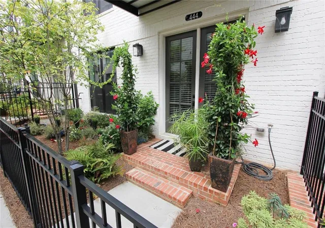 2nd image of 444 Burton Dr, Alpharetta, GA 30009 | MLS# 7643076