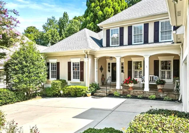 Photo 2 of Single family home for sale at 2825 Gleneagles Pointe, Alpharetta, GA 30005 | MLS# 7821846 | Listing updated on 2026-09-06