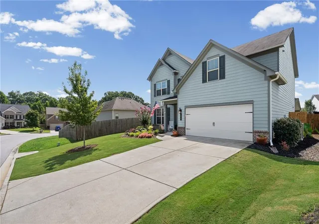 Photo 3 of Sale Pending at 4815 Frontier Dr, Cumming, GA 30028 | MLS# 7818818 | Listing updated on 2026-08-29