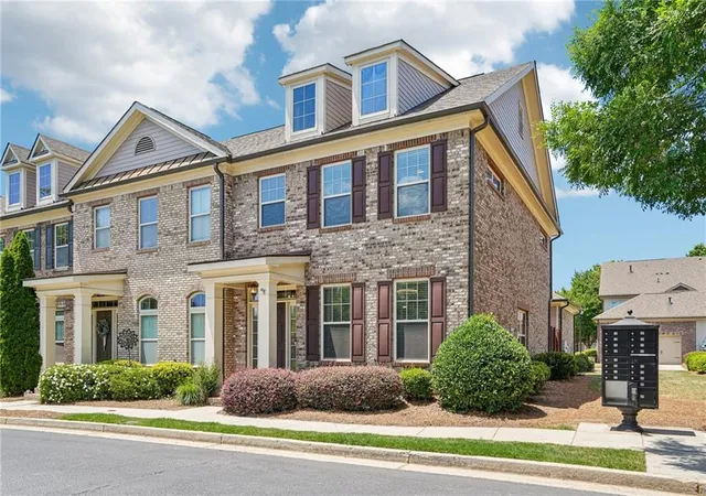 2nd image of 4199 Baverton Dr, Suwanee, GA 30024 | MLS# 7772872