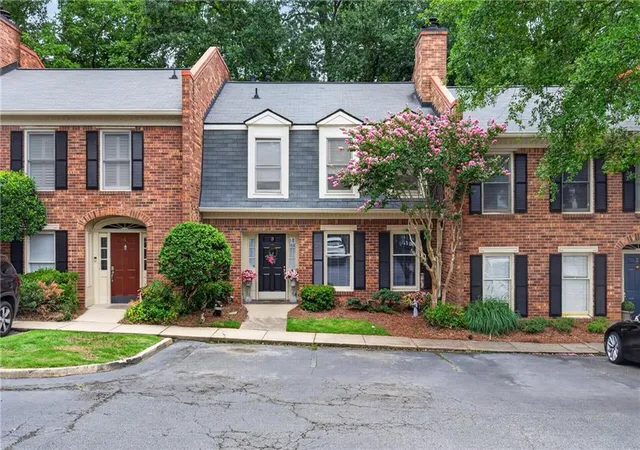 Condo for sale at 3 Pendleton Pl NE, Atlanta, GA 30342 | MLS# 7818738