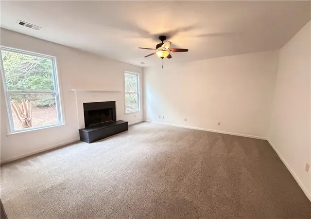 3rd image of 208 Autumn Trl, Acworth, GA 30102 | MLS# 7761991