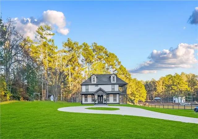 Photo 4 of Land for sale at 6600 Cascade Palmetto Hwy, Fairburn, GA 30213 | MLS# 7686147 | Listing updated on 2026-04-08
