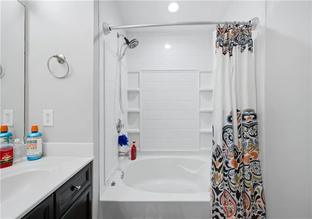 image of 2040 Hoods Fort Cir NW, Kennesaw, GA 30144