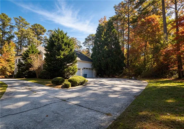 Photo 3 of Sale Pending at 3930 Demooney Rd, Atlanta, GA 30349 | MLS# 7664430 | Listing updated on 2026-09-03