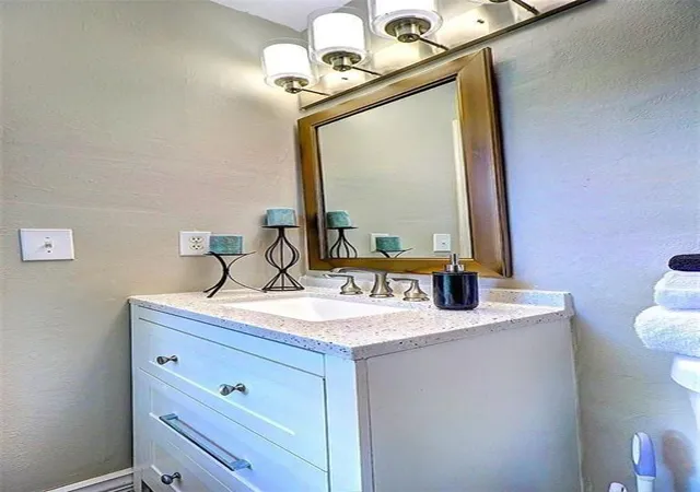 31st image of 213 High Creek Dr, Roswell, GA 30076 | MLS# 7821642