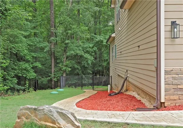 Homes for sale in Fayetteville, GA | 195 Bellevue Loop, Fayetteville, GA 30215 | MLS# 7775276