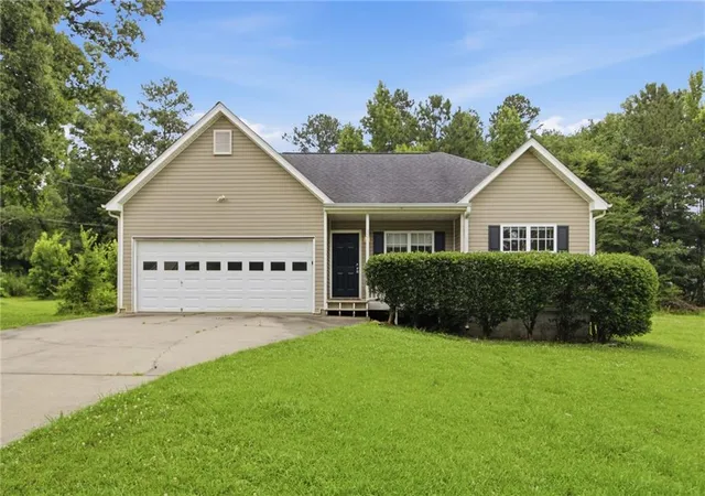 Homes for sale in Cartersville, GA | 32 Saddle Ln Nw, Cartersville, GA 30121 | MLS# 7793163