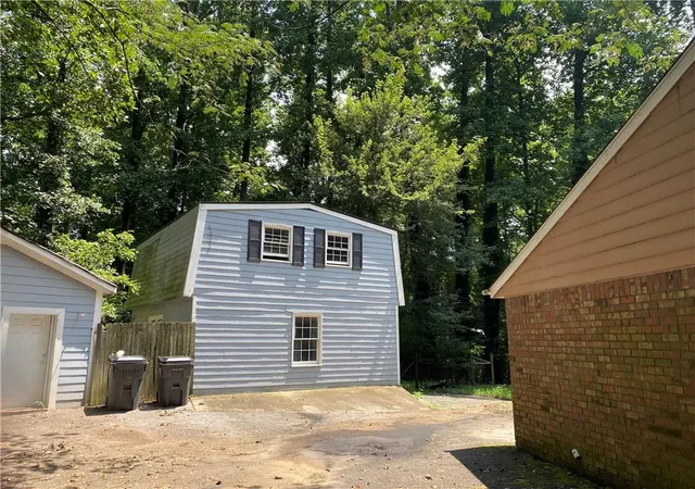 Photo 3 of Single family home for sale at 5295 Lyme Bay Cir, Norcross, GA 30071 | MLS# 7814308 | Listing updated on 2026-09-17