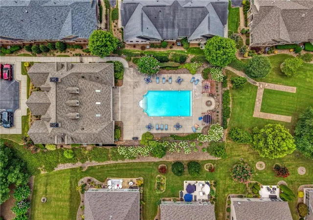 Listing Photo 2 - Condo for sale in building located at 1535 Water Vis Ct, Cumming, GA 30041 - Unit #