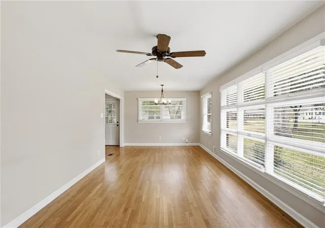Photo 3 of Single family home for sale at 305 Brookwood Dr SW, Marietta, GA 30064 | MLS# 7823629 | Listing updated on 2026-10-17